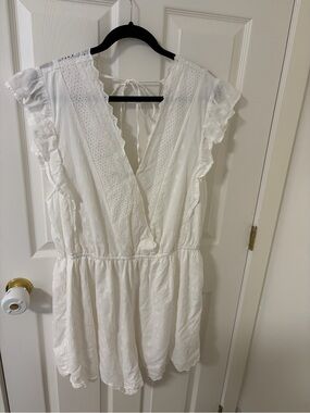 American Eagle Outfitters White Eyelet Romper